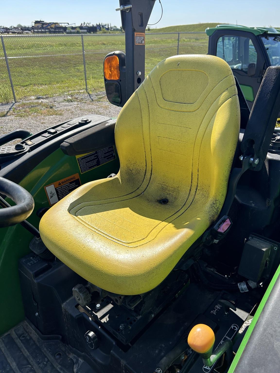 2022 John Deere 4044R