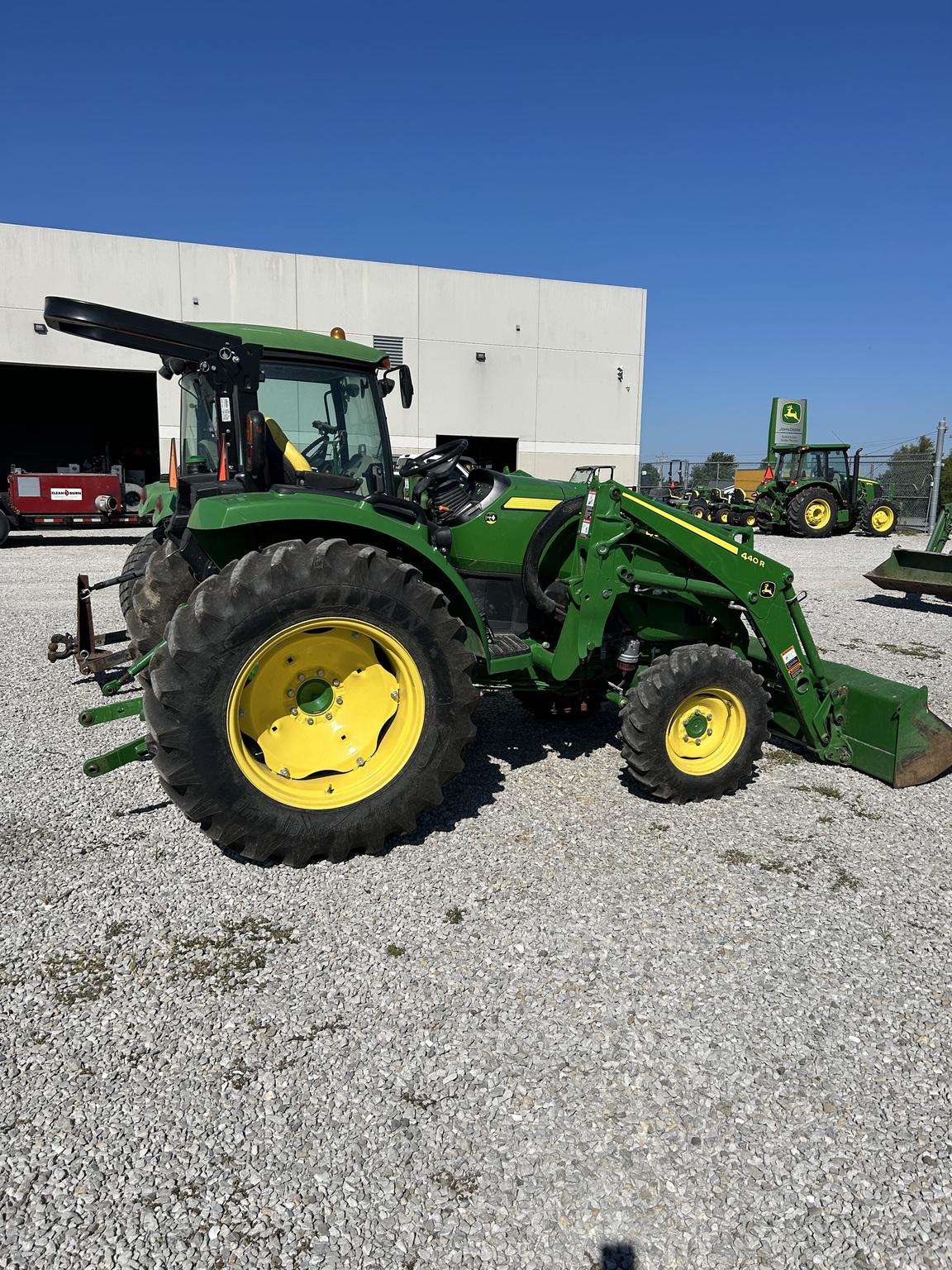 2022 John Deere 4044R