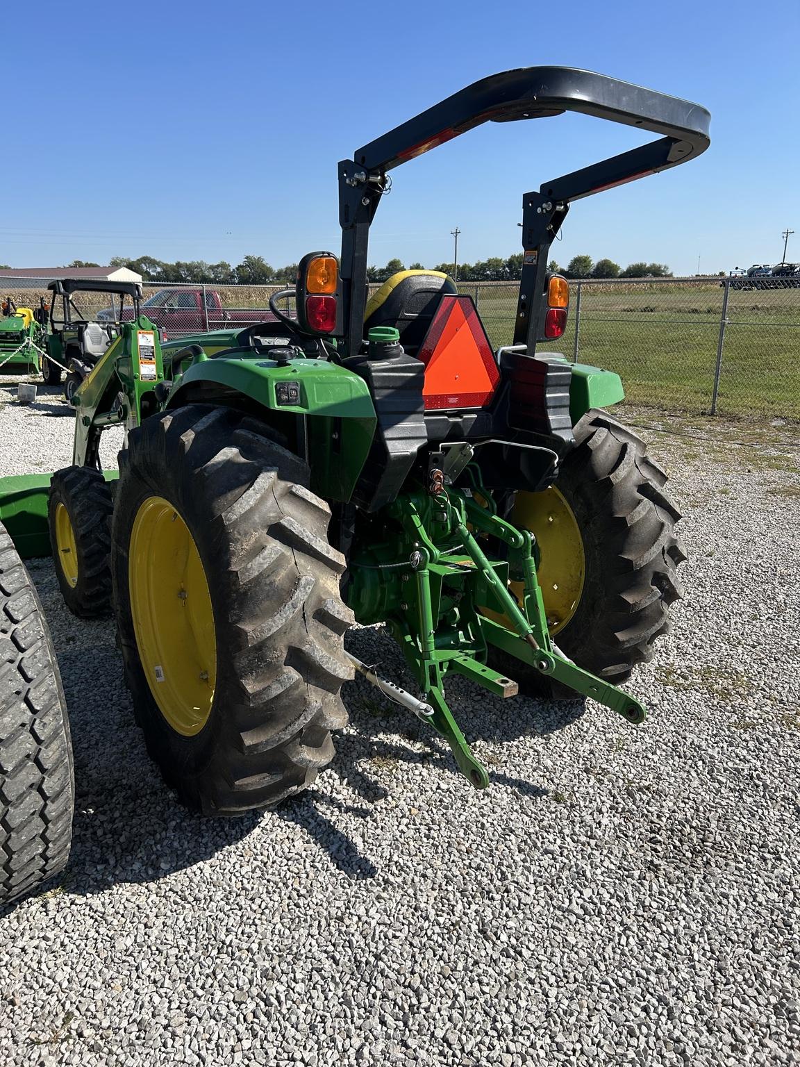 2022 John Deere 4044R