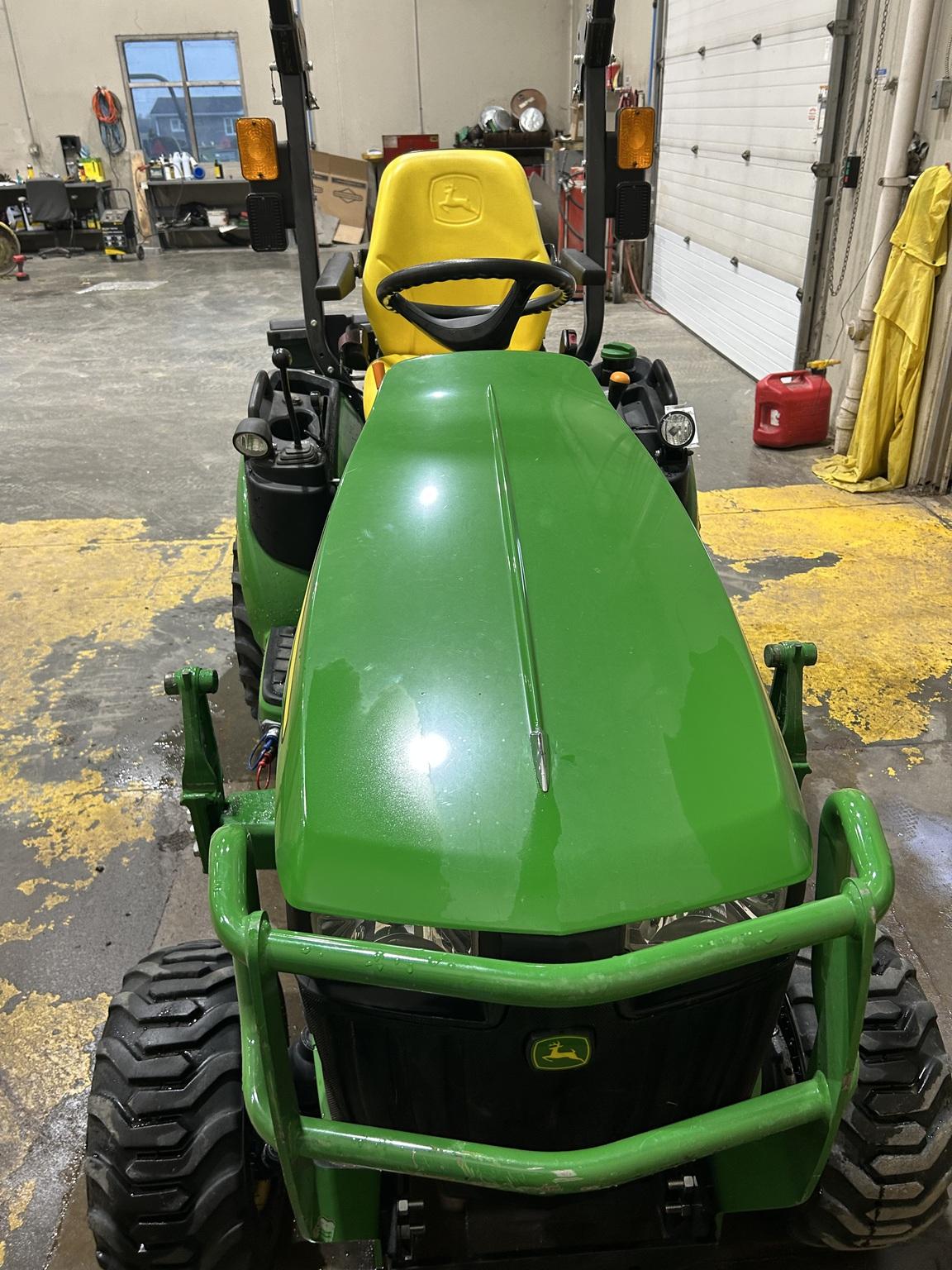 2020 John Deere 1025R Image