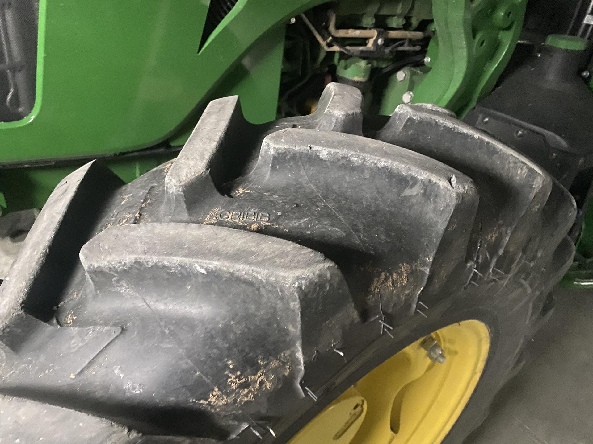 2016 John Deere 5085M