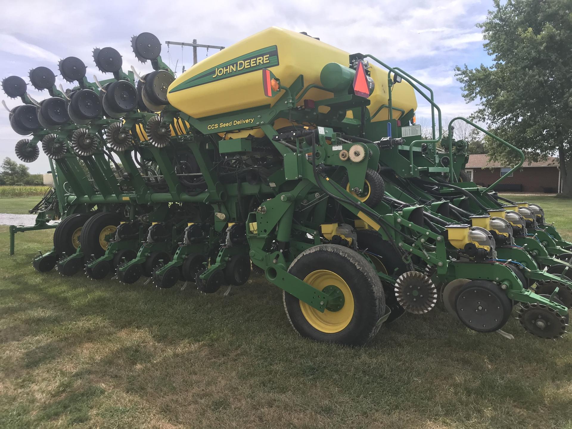 2014 John Deere 1790