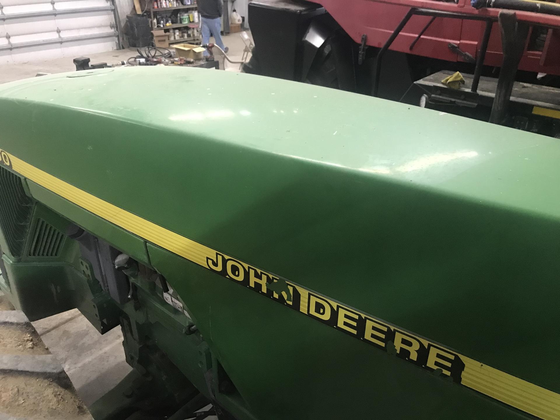 1997 John Deere 8200