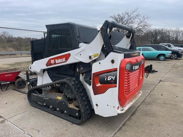 2022 Bobcat T64