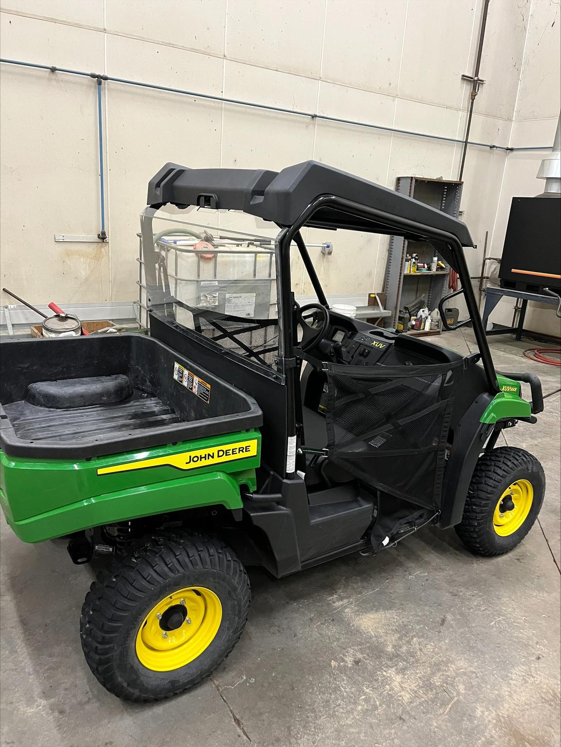 2023 John Deere XUV 560E