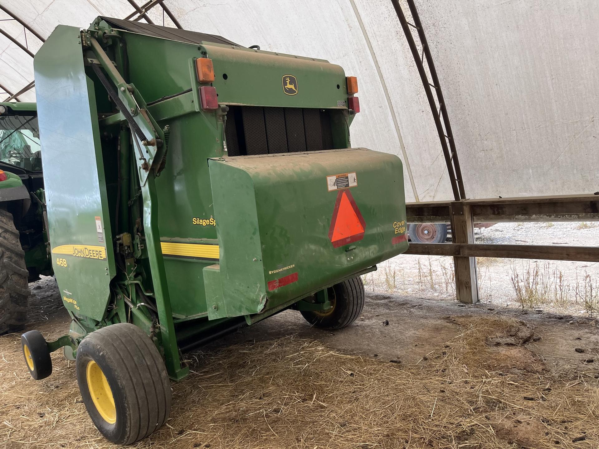 2012 John Deere 468 Silage Special