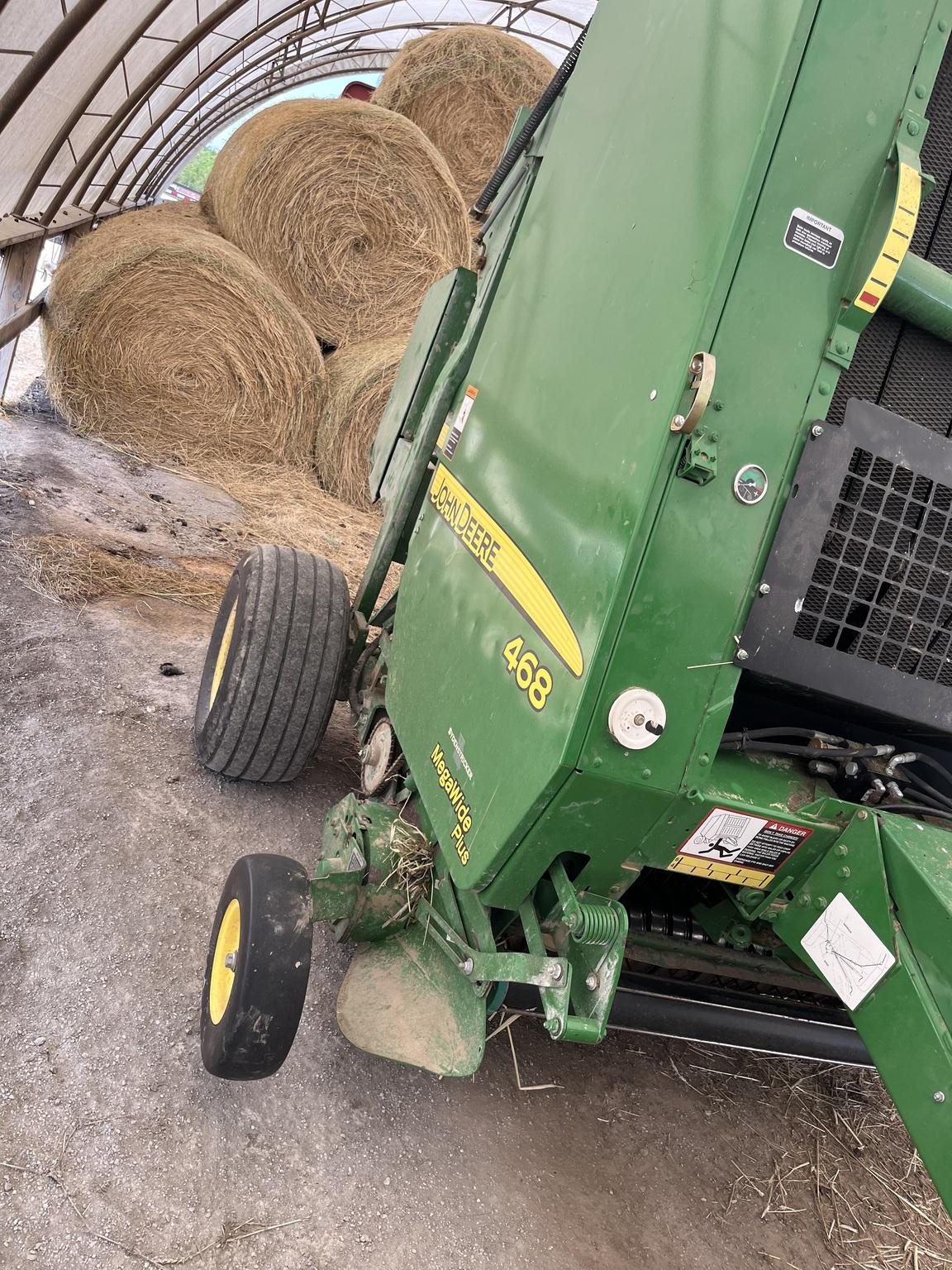 2012 John Deere 468 Silage Special