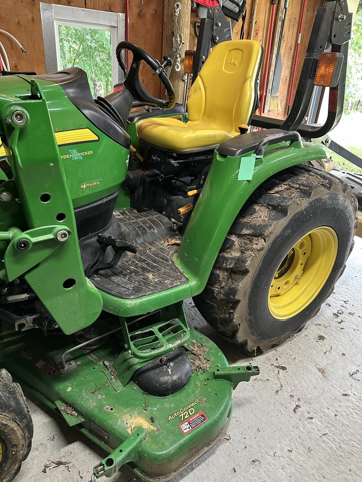 2009 John Deere 3520