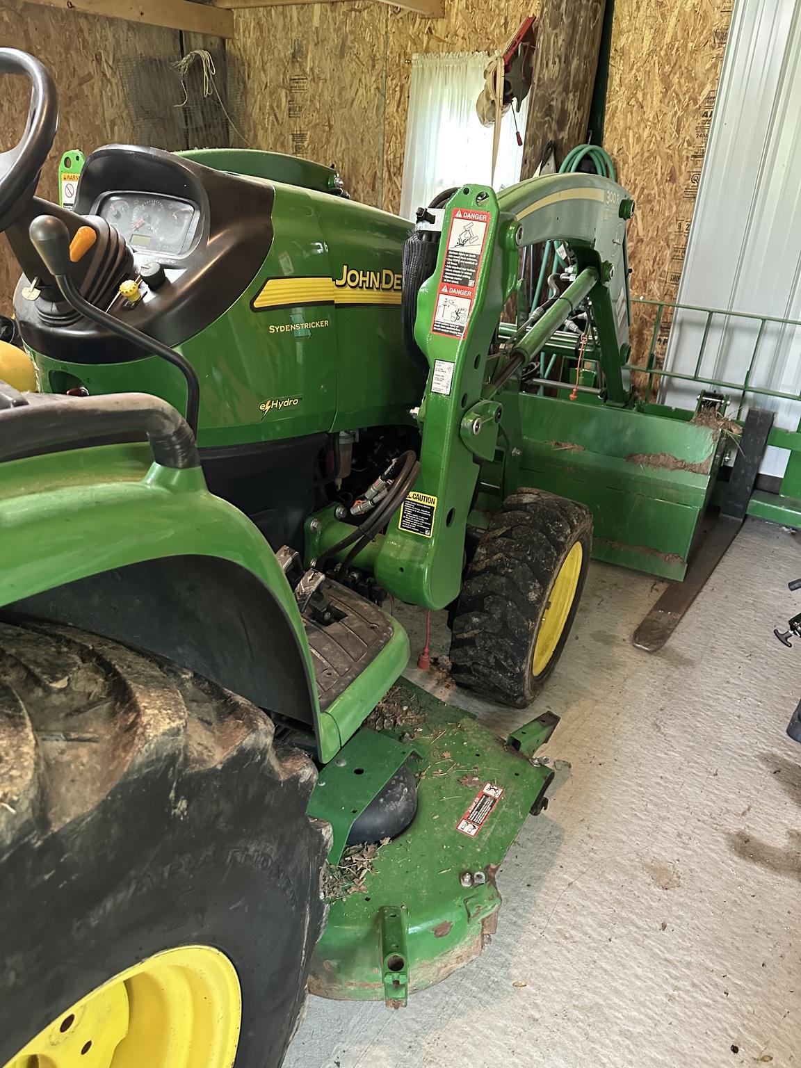 2009 John Deere 3520