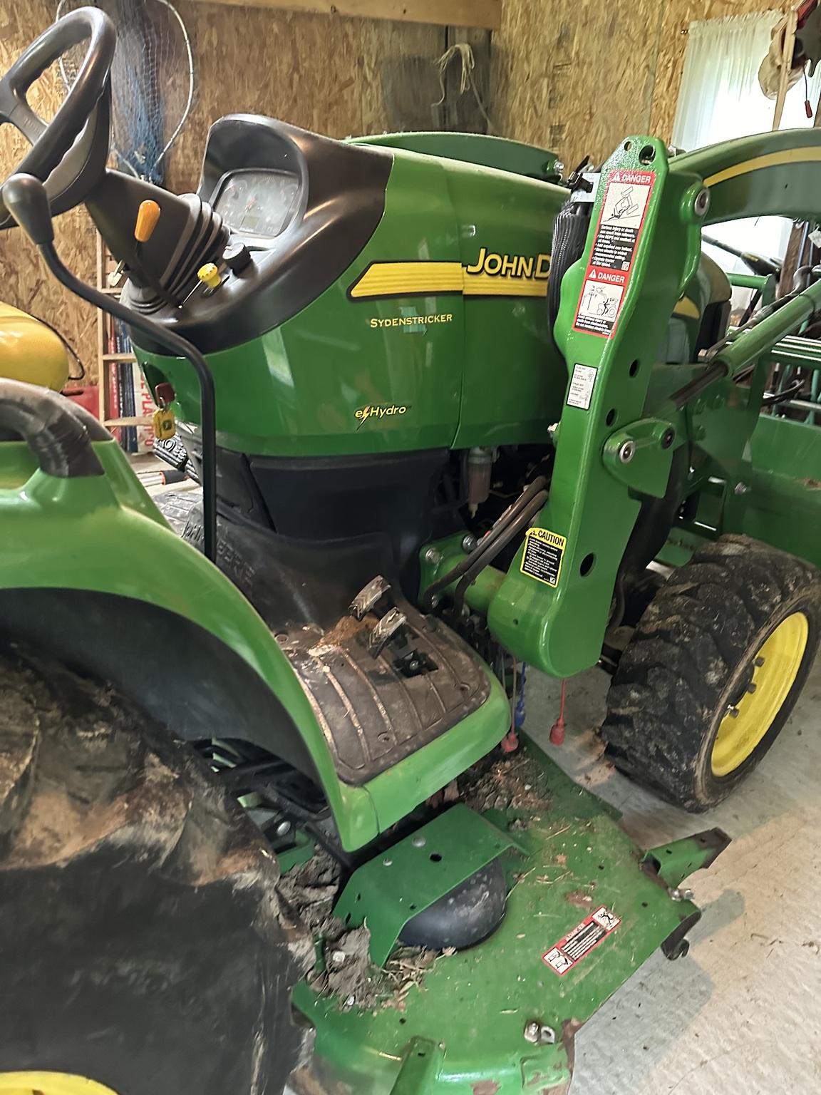 2009 John Deere 3520