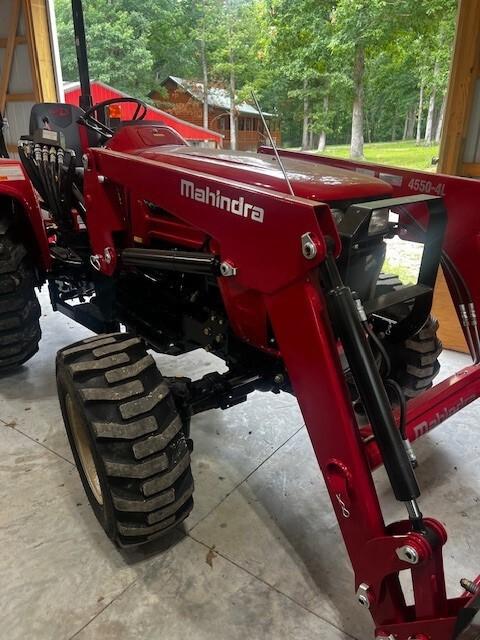 2023 Mahindra 4550