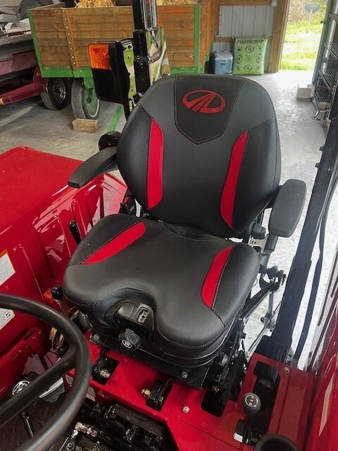 2023 Mahindra 4550