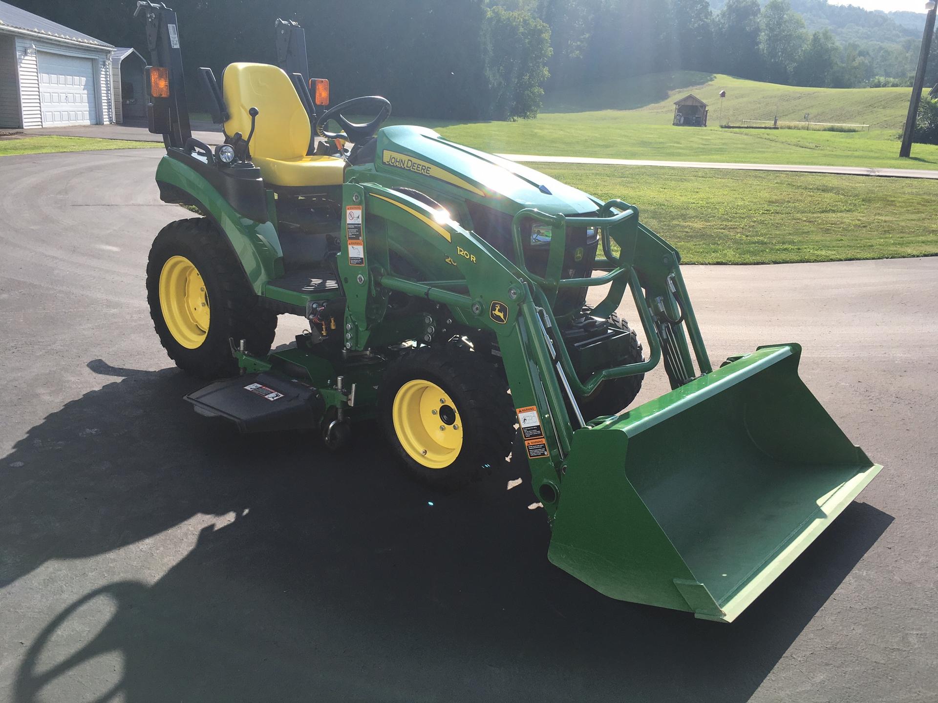 2019 John Deere 2025R