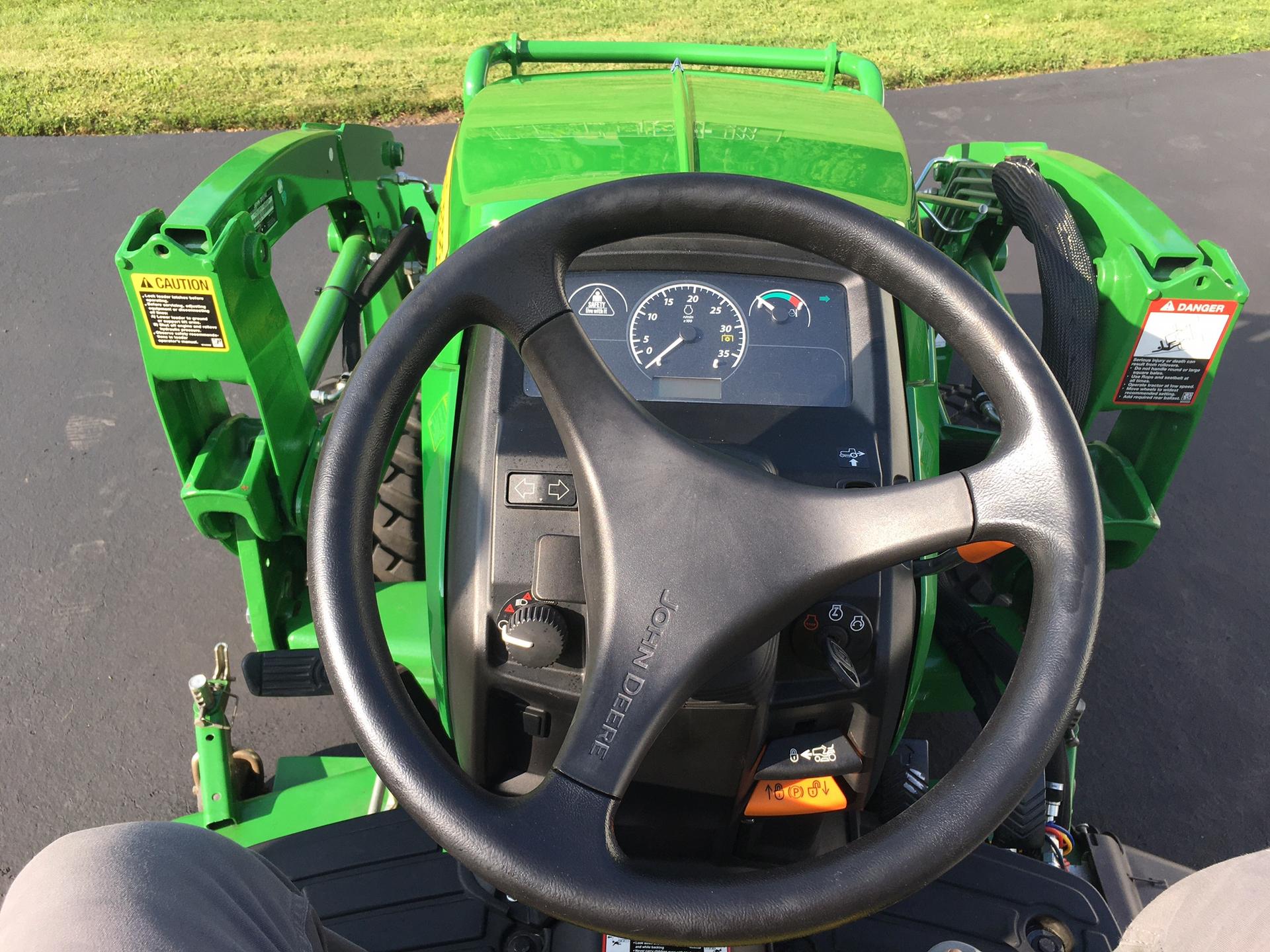 2019 John Deere 2025R