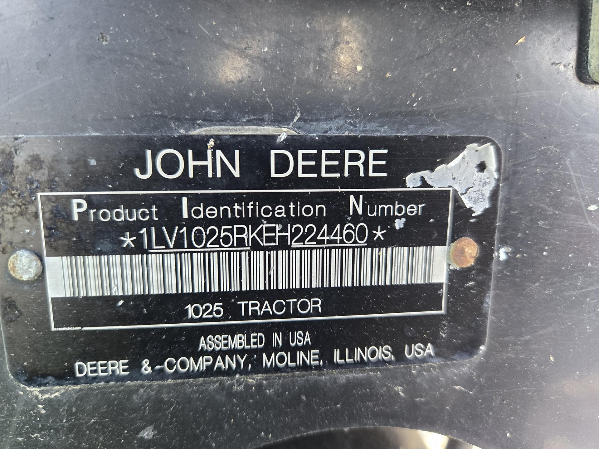 2014 John Deere 1025R Image