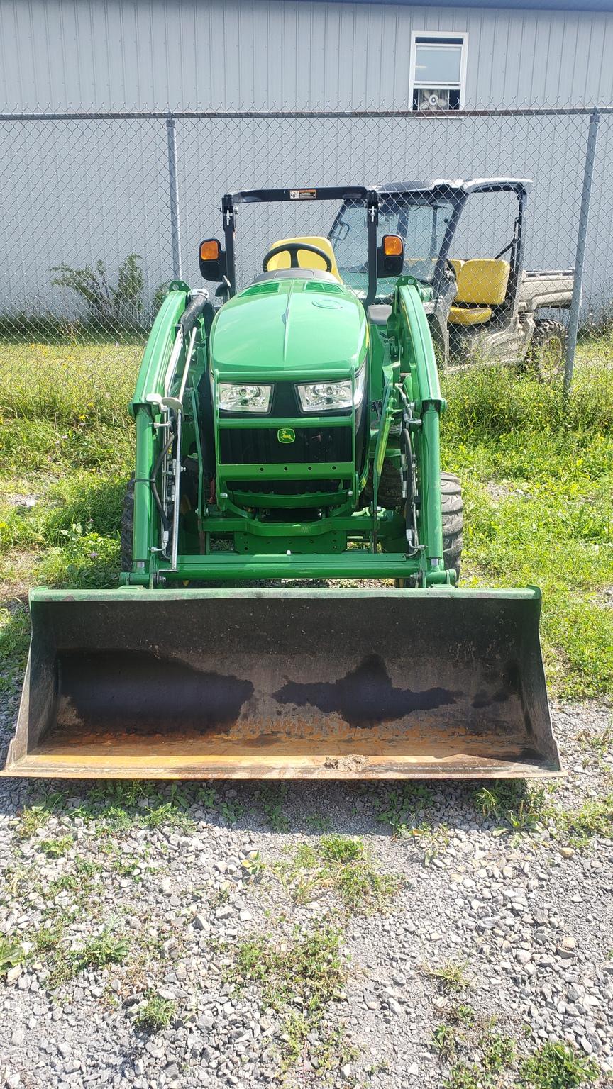 2018 John Deere 3039R