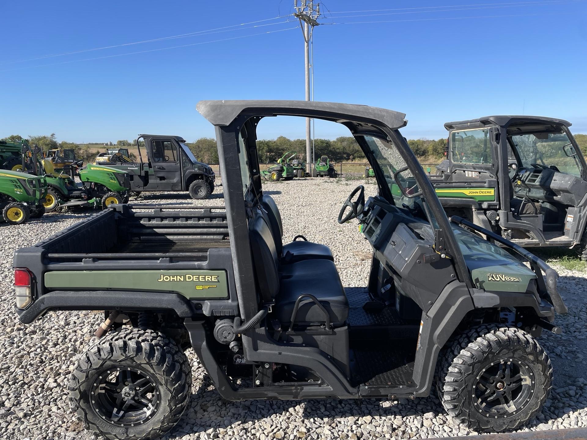 2018 John Deere XUV 835M