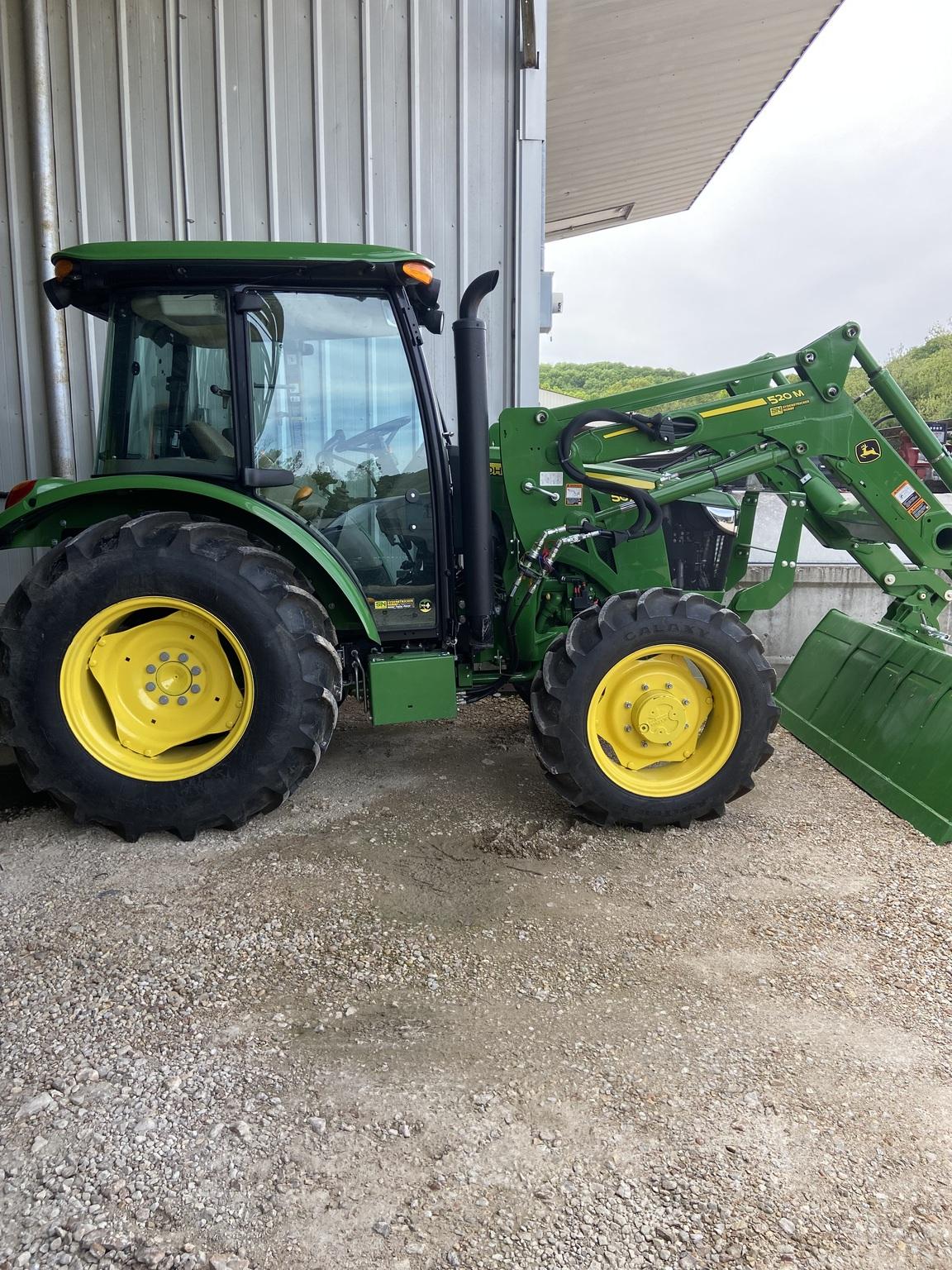 2023 John Deere 5075E