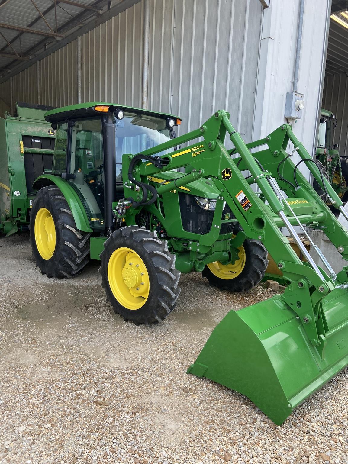 2023 John Deere 5075E