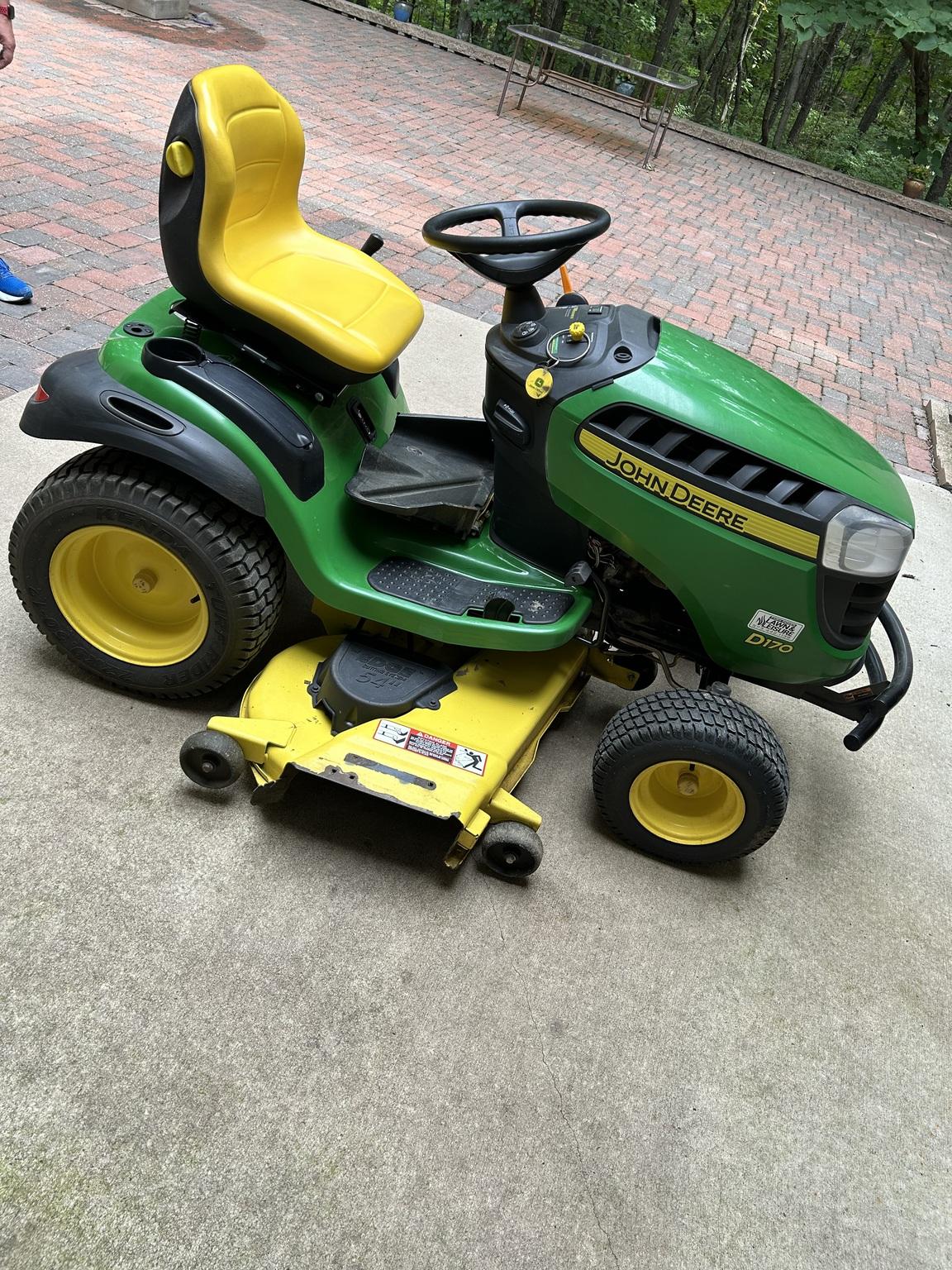 2015 John Deere D170