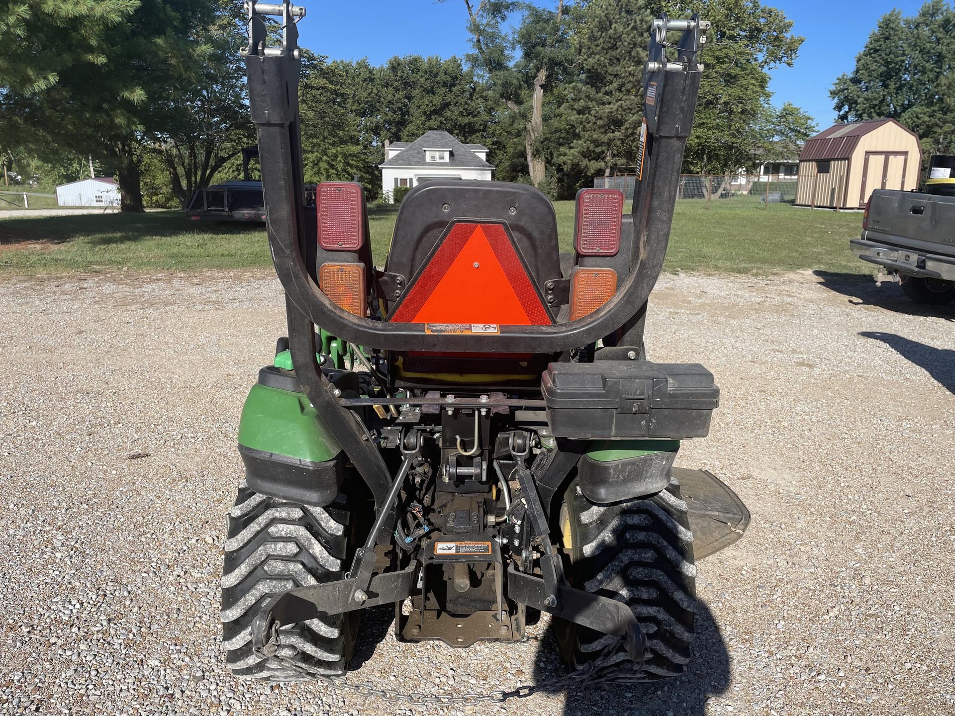 2014 John Deere 1025R