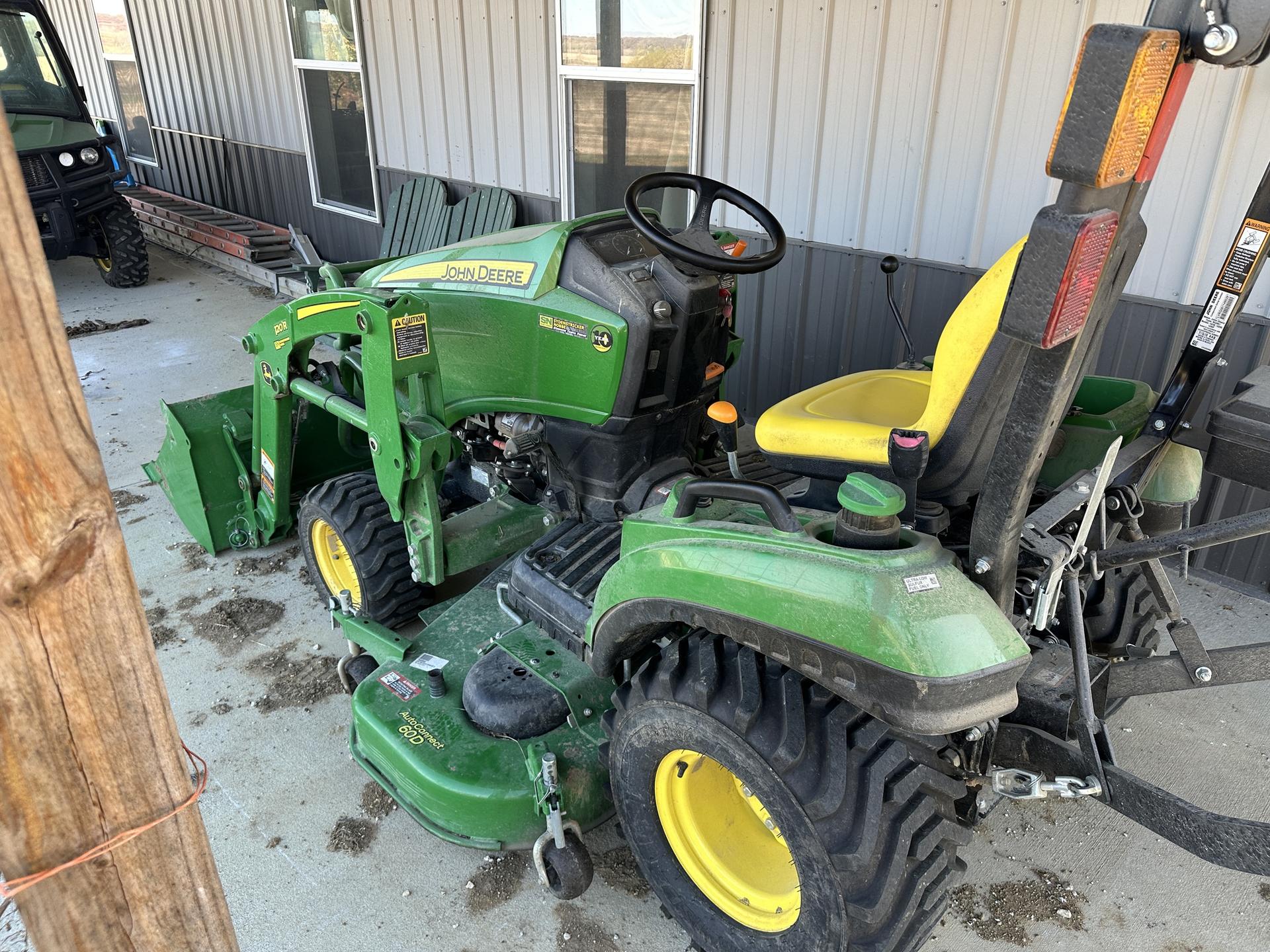 2022 John Deere 1023E Image