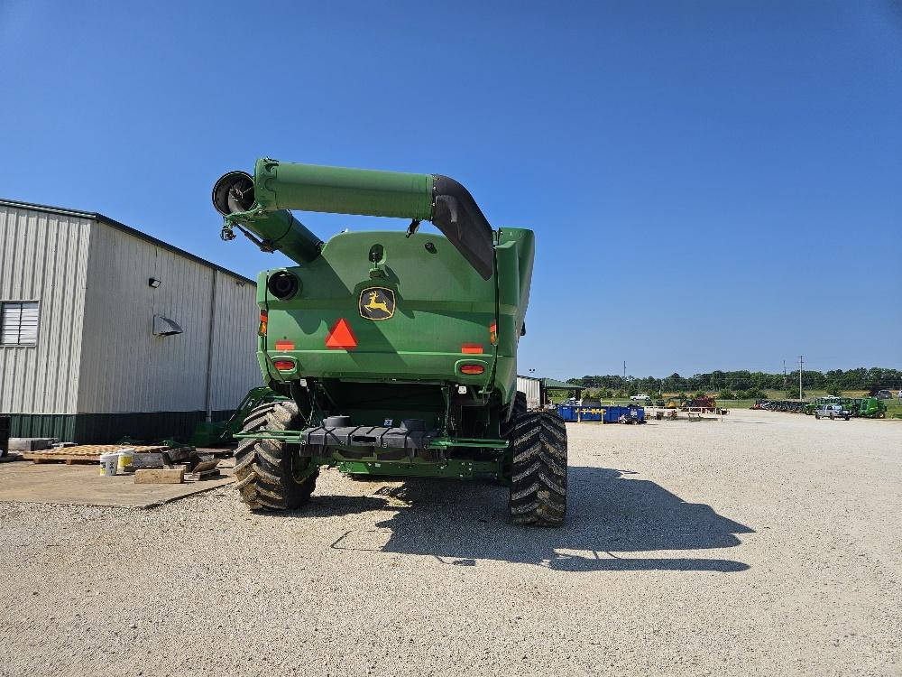 2023 John Deere S770