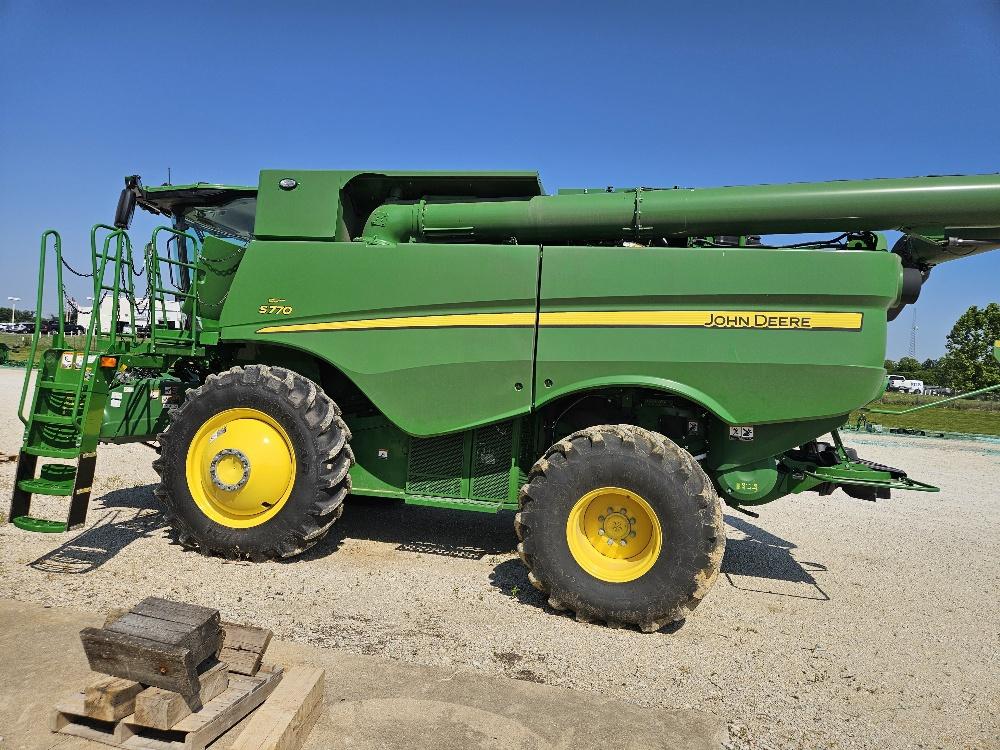 2023 John Deere S770