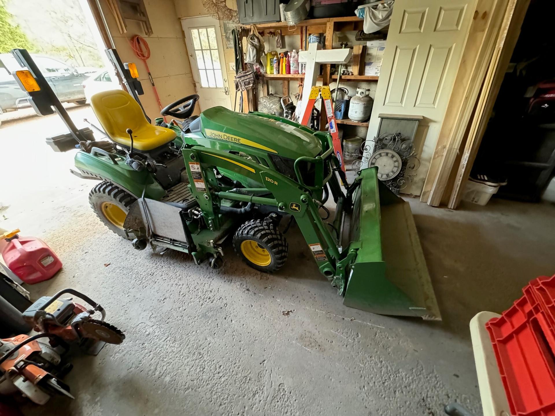 2022 John Deere 1023E Image