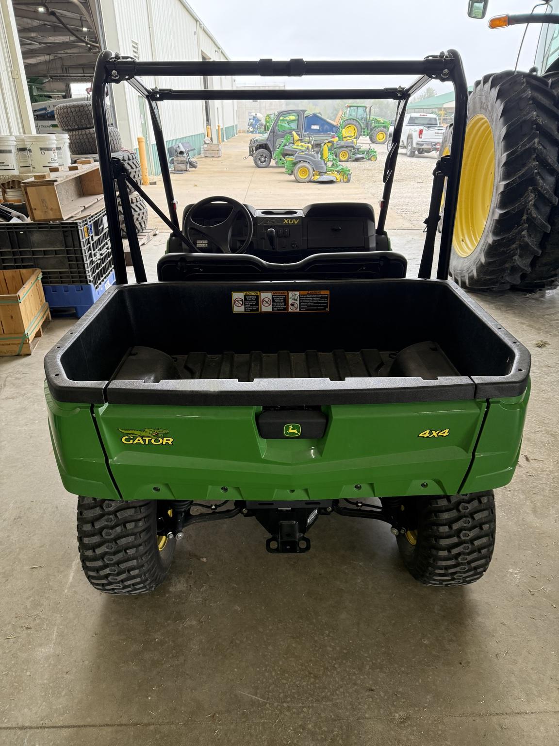 2024 John Deere XUV 560E