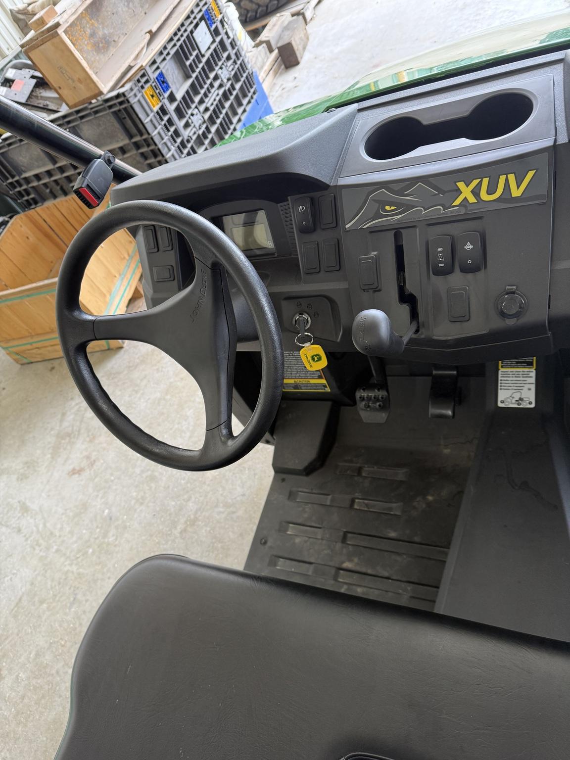 2024 John Deere XUV 560E