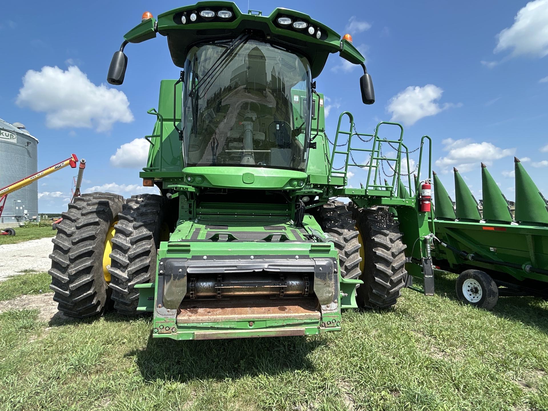 2017 John Deere S680