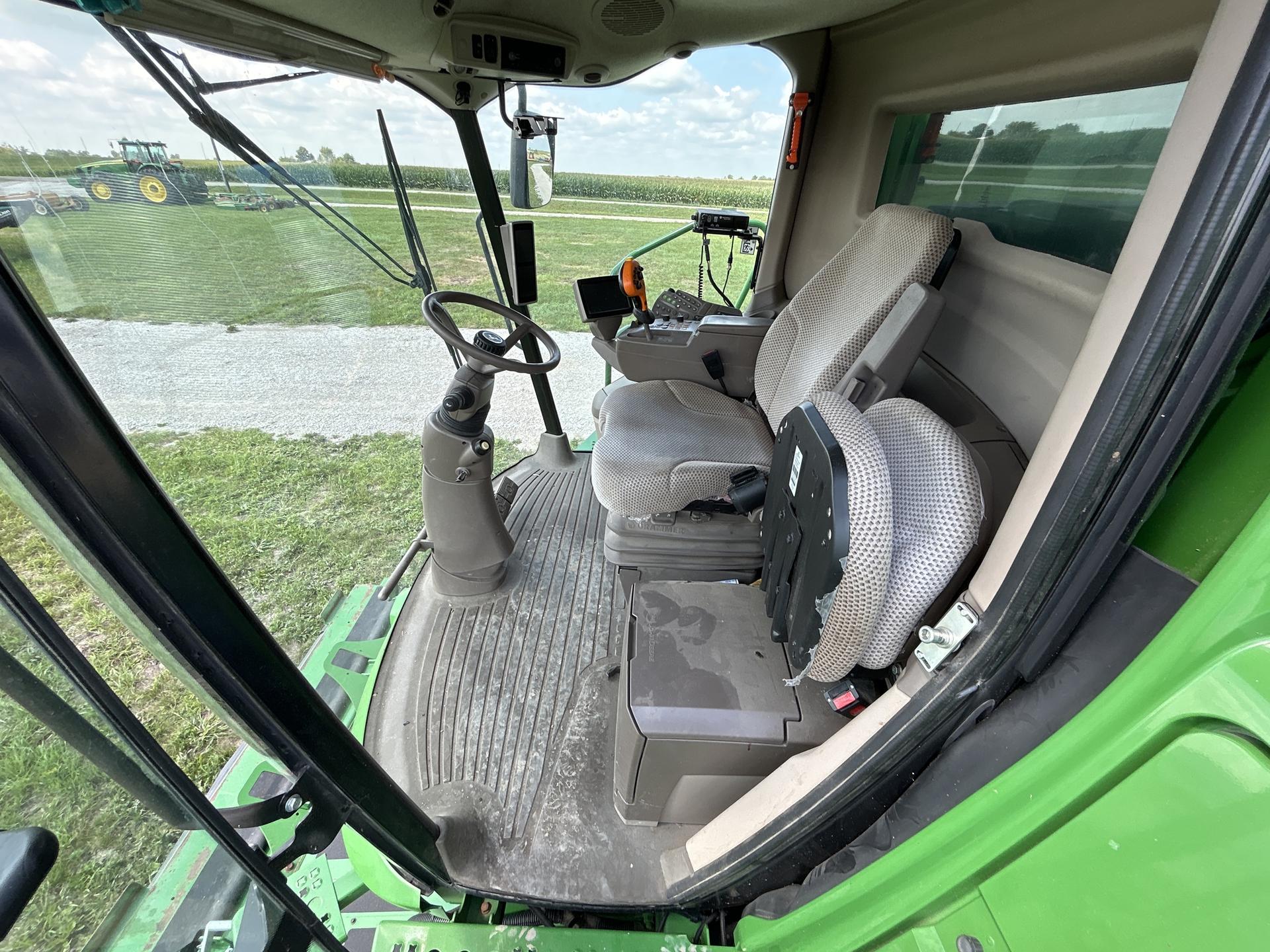 2017 John Deere S680