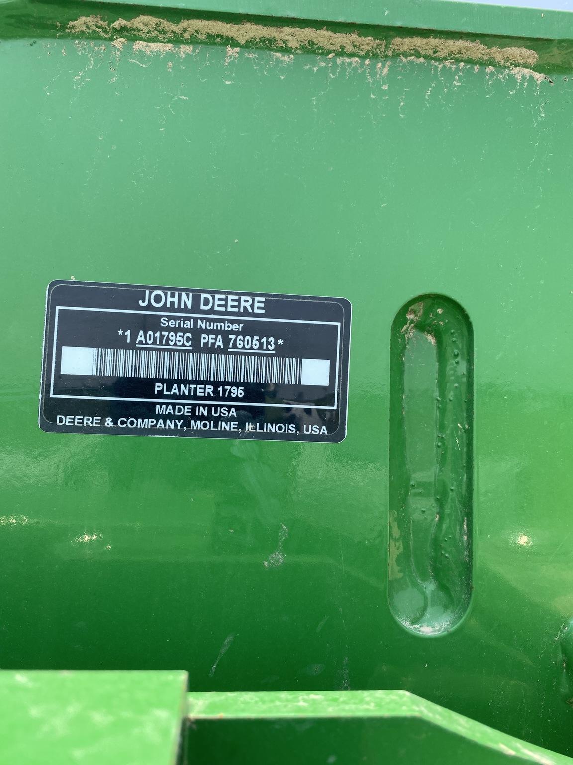 2015 John Deere 1795 Image