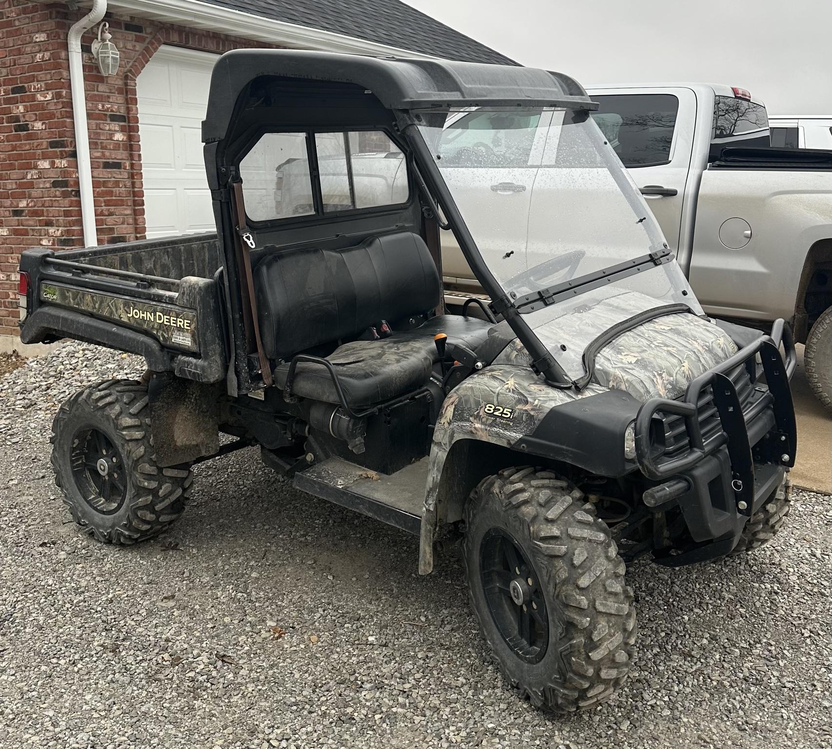 2017 John Deere XUV 825i