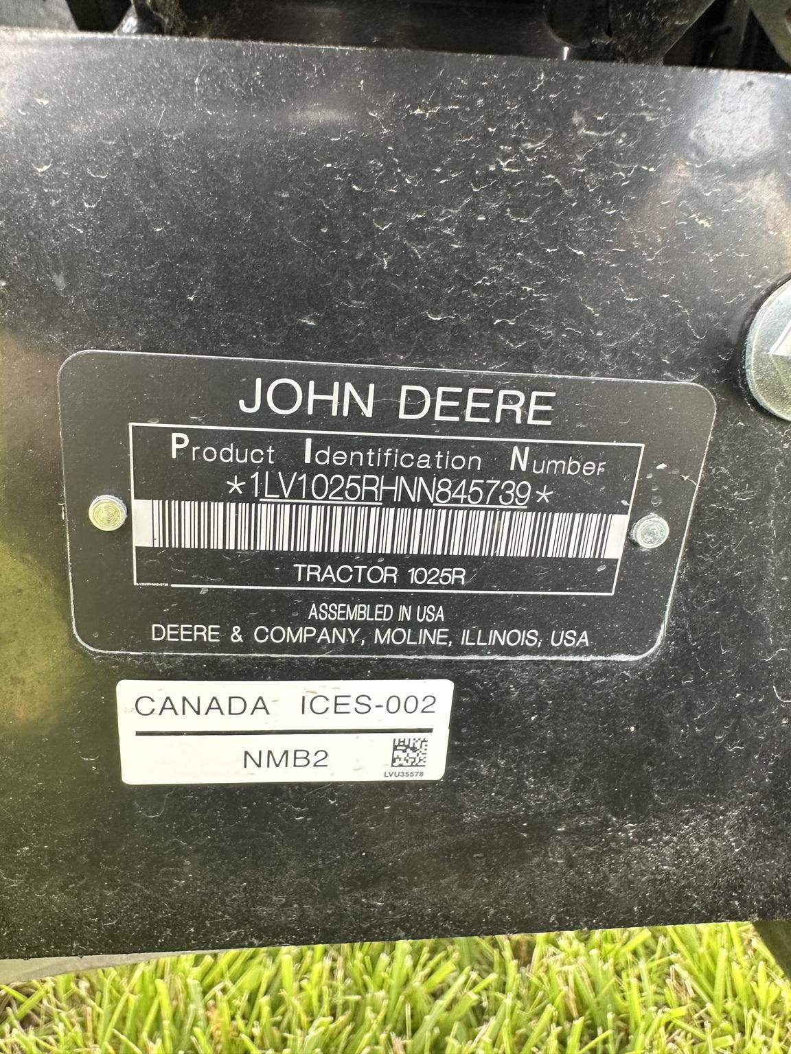 2022 John Deere 1025R
