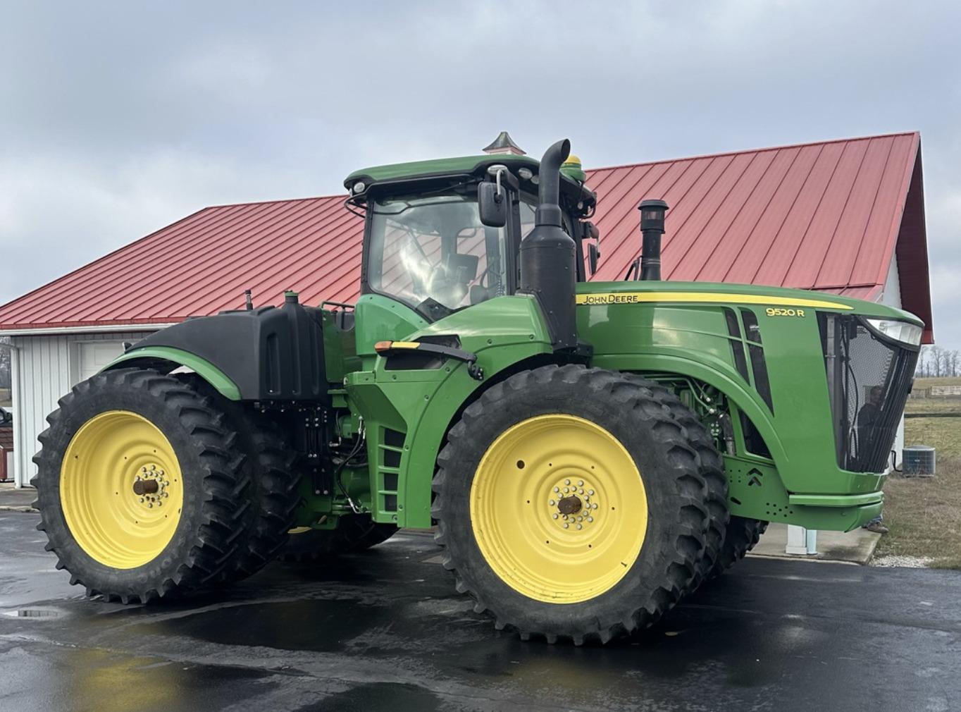 2017 John Deere 9520R