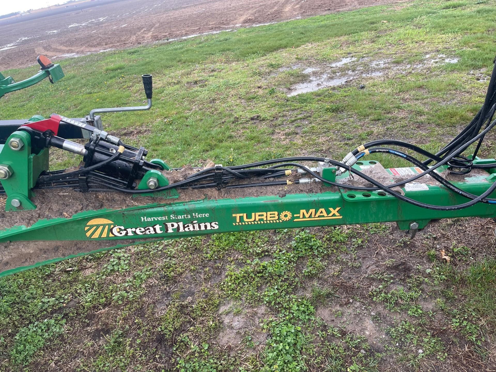 2017 Great Plains 3500TM