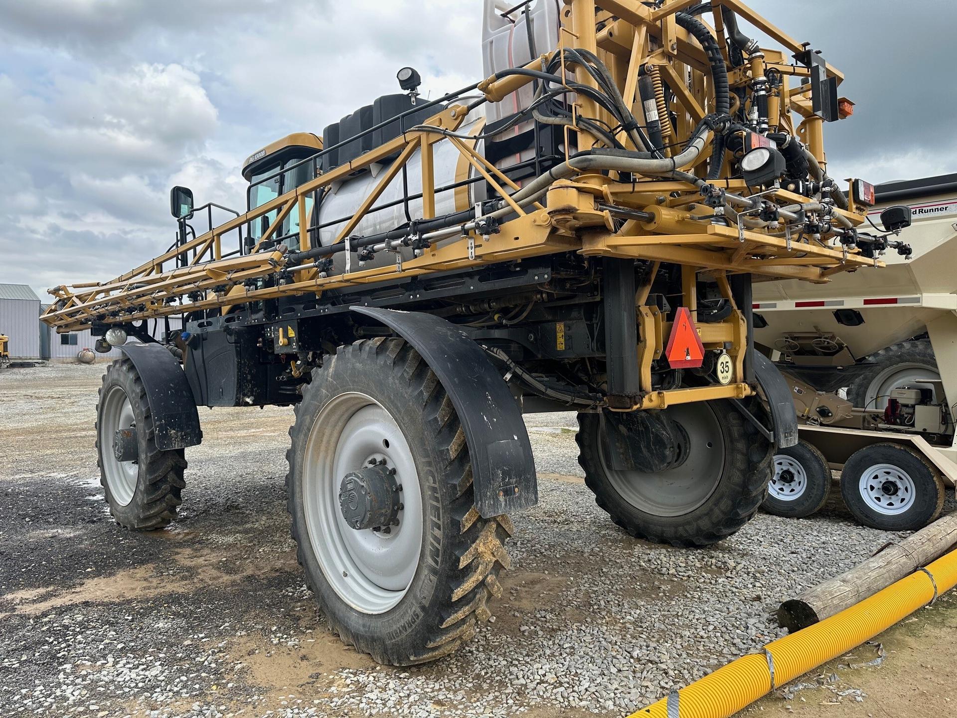 2017 RoGator RG1300B