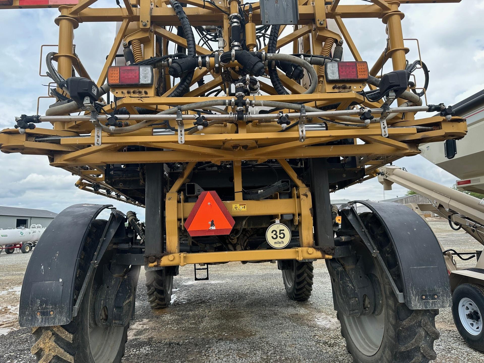 2017 RoGator RG1300B