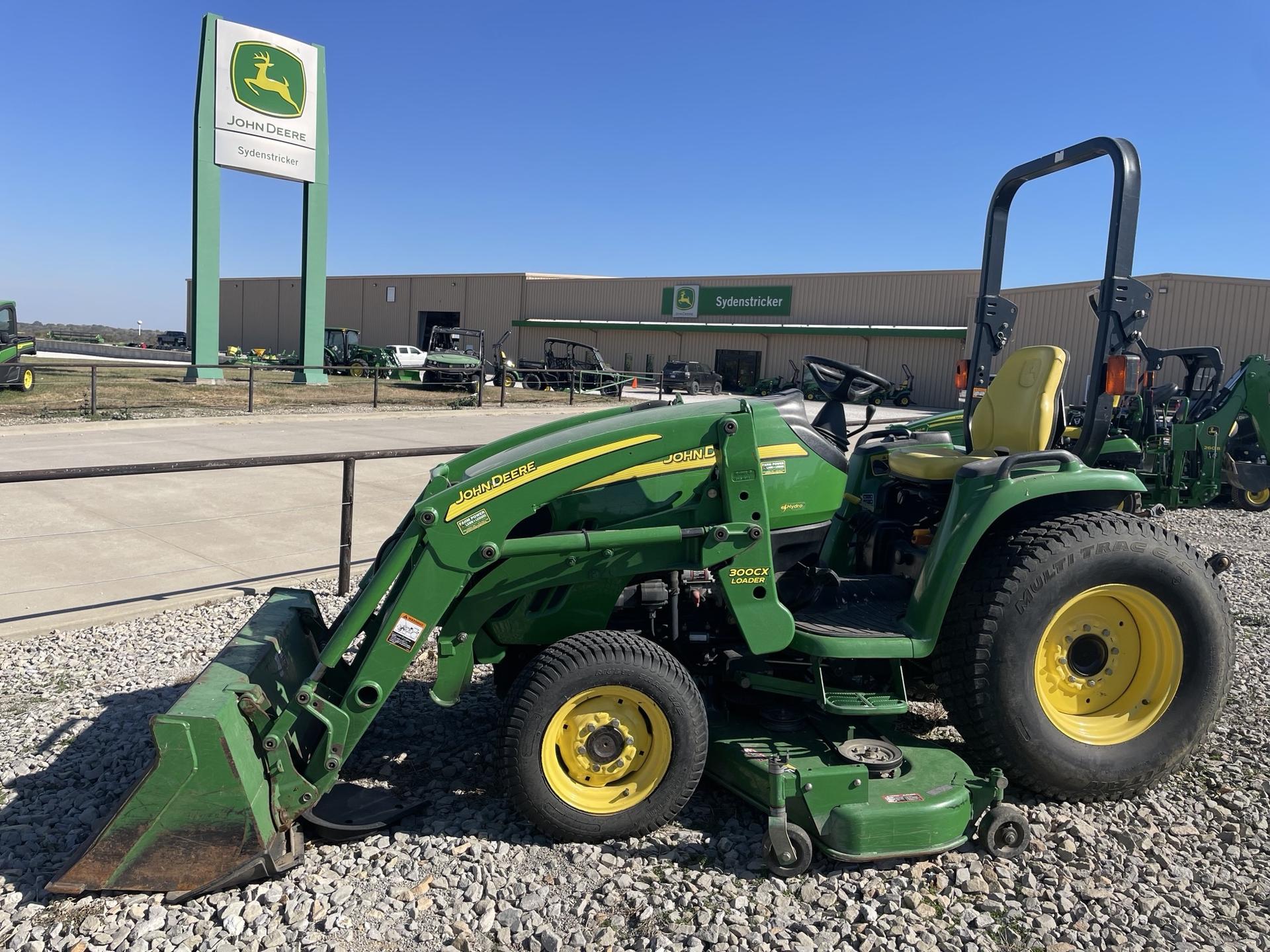 2006 John Deere 3520 Image