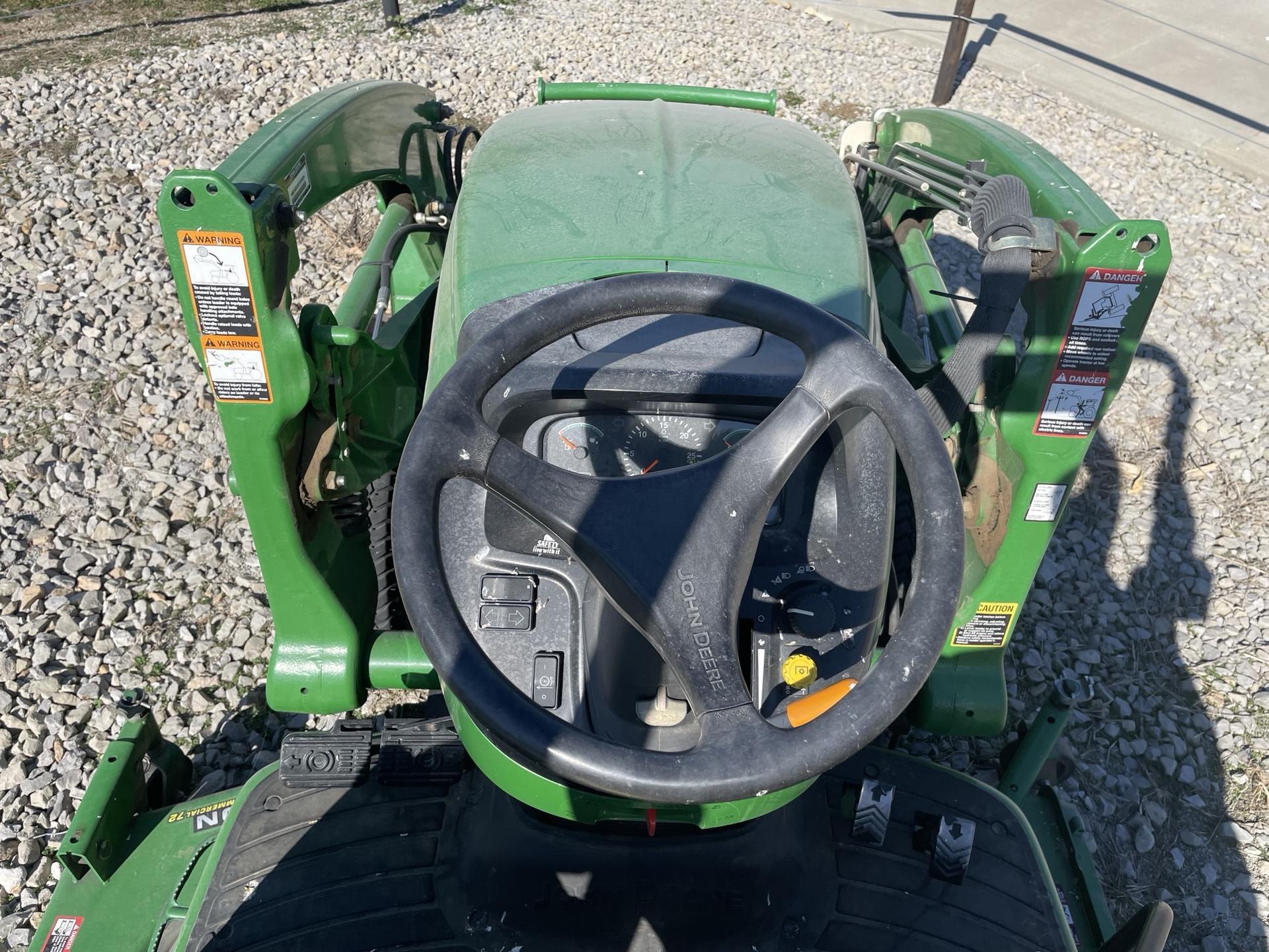 2006 John Deere 3520