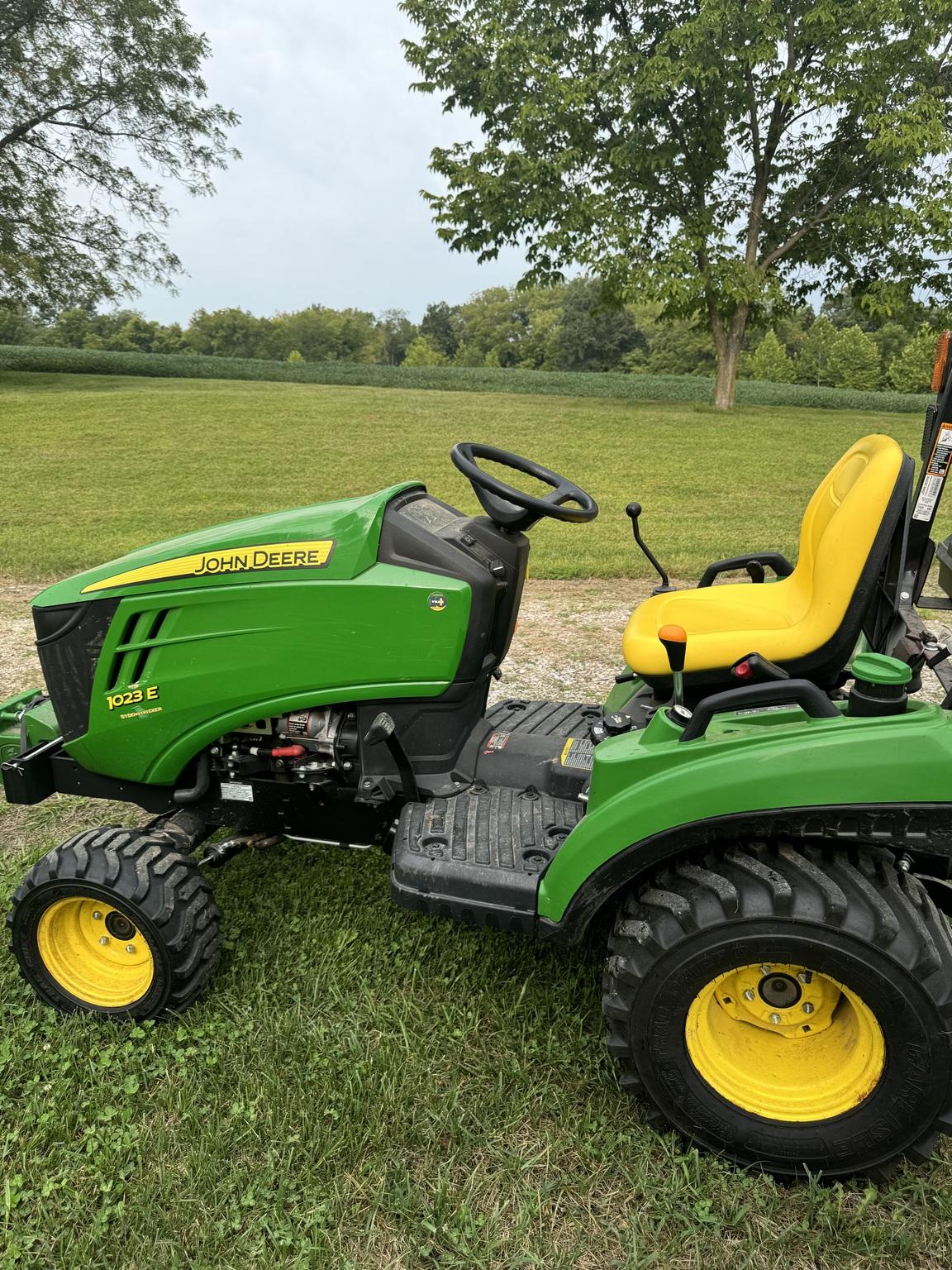 2019 John Deere 1023E