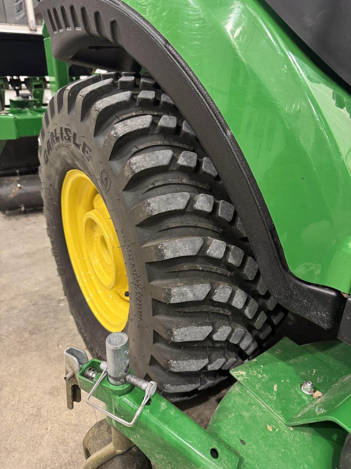 2022 John Deere 1025R Image