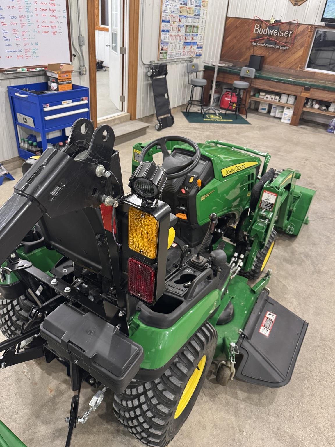 2022 John Deere 1025R Image