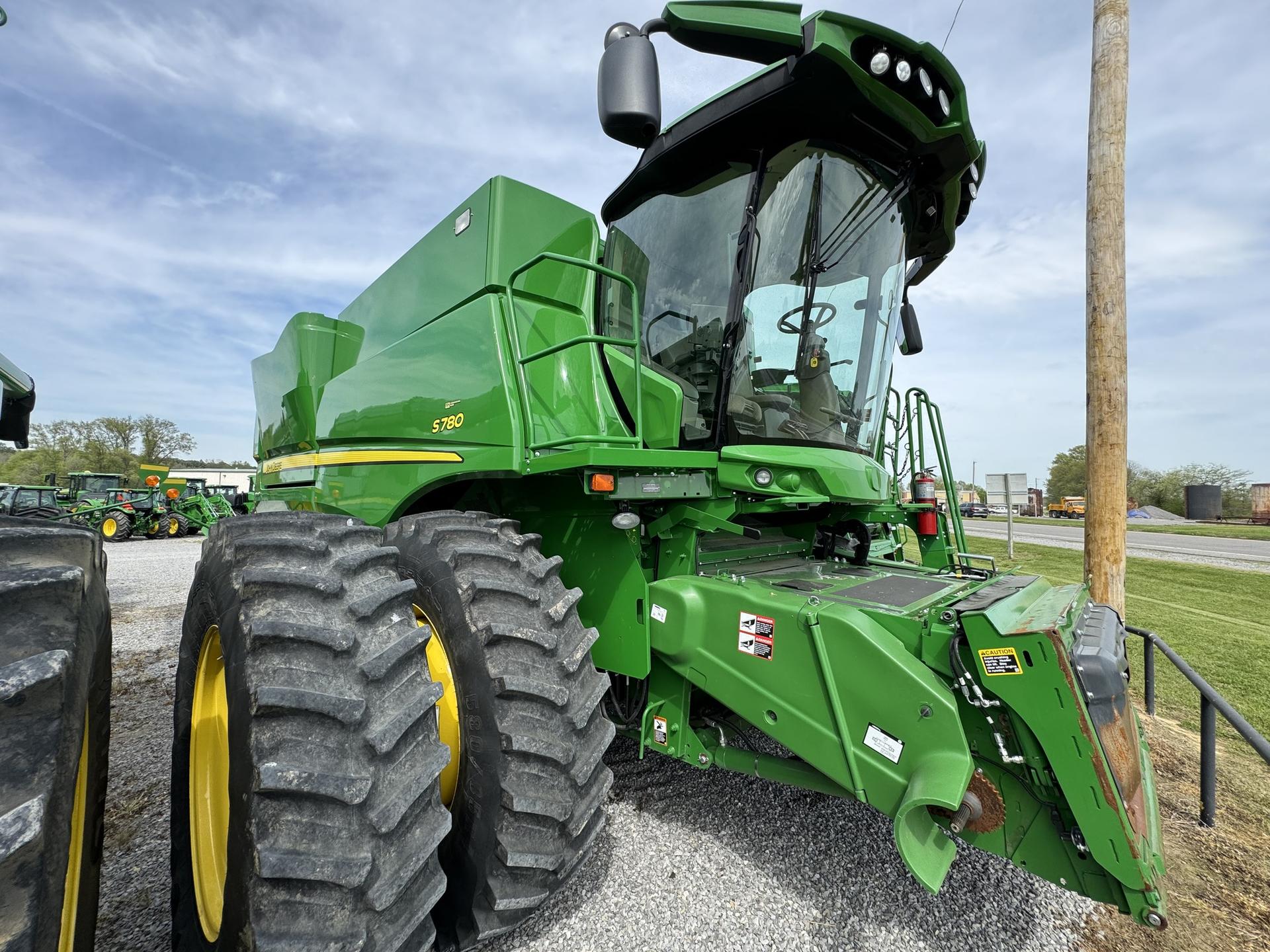 2019 John Deere S780