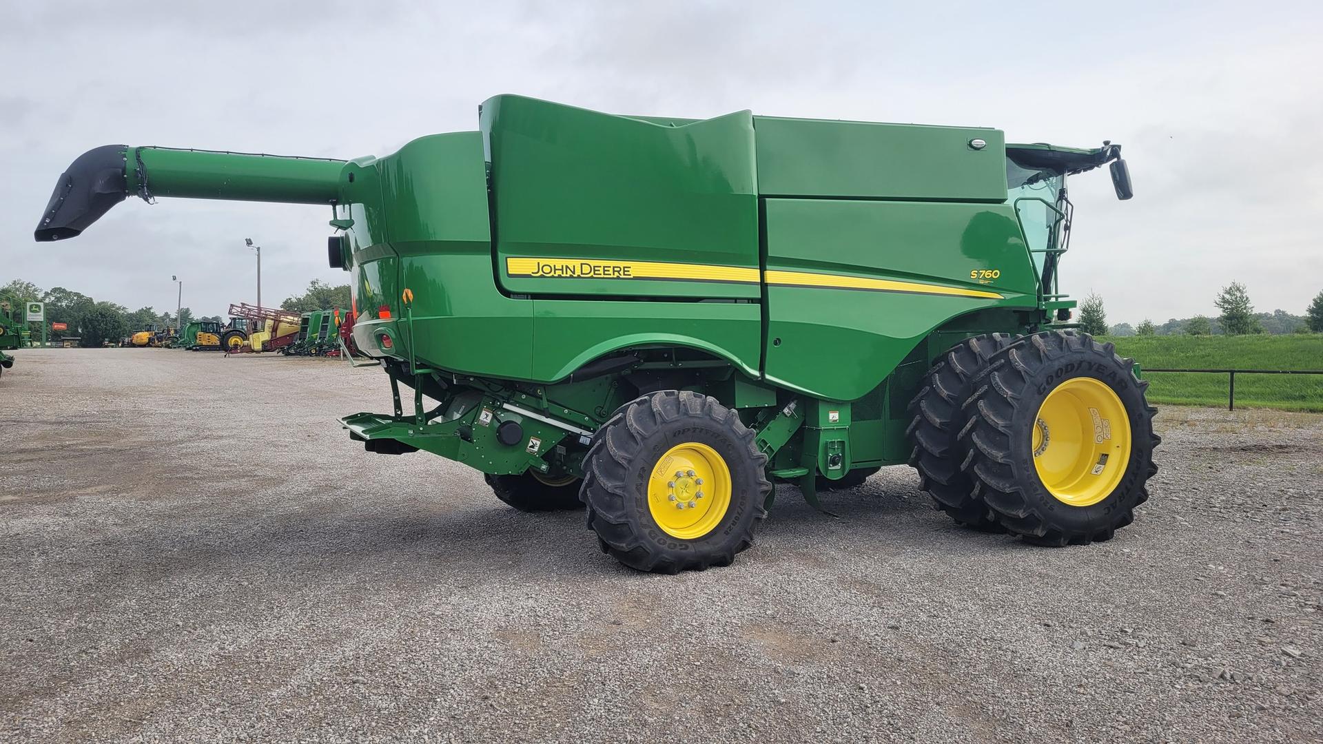 2023 John Deere S760