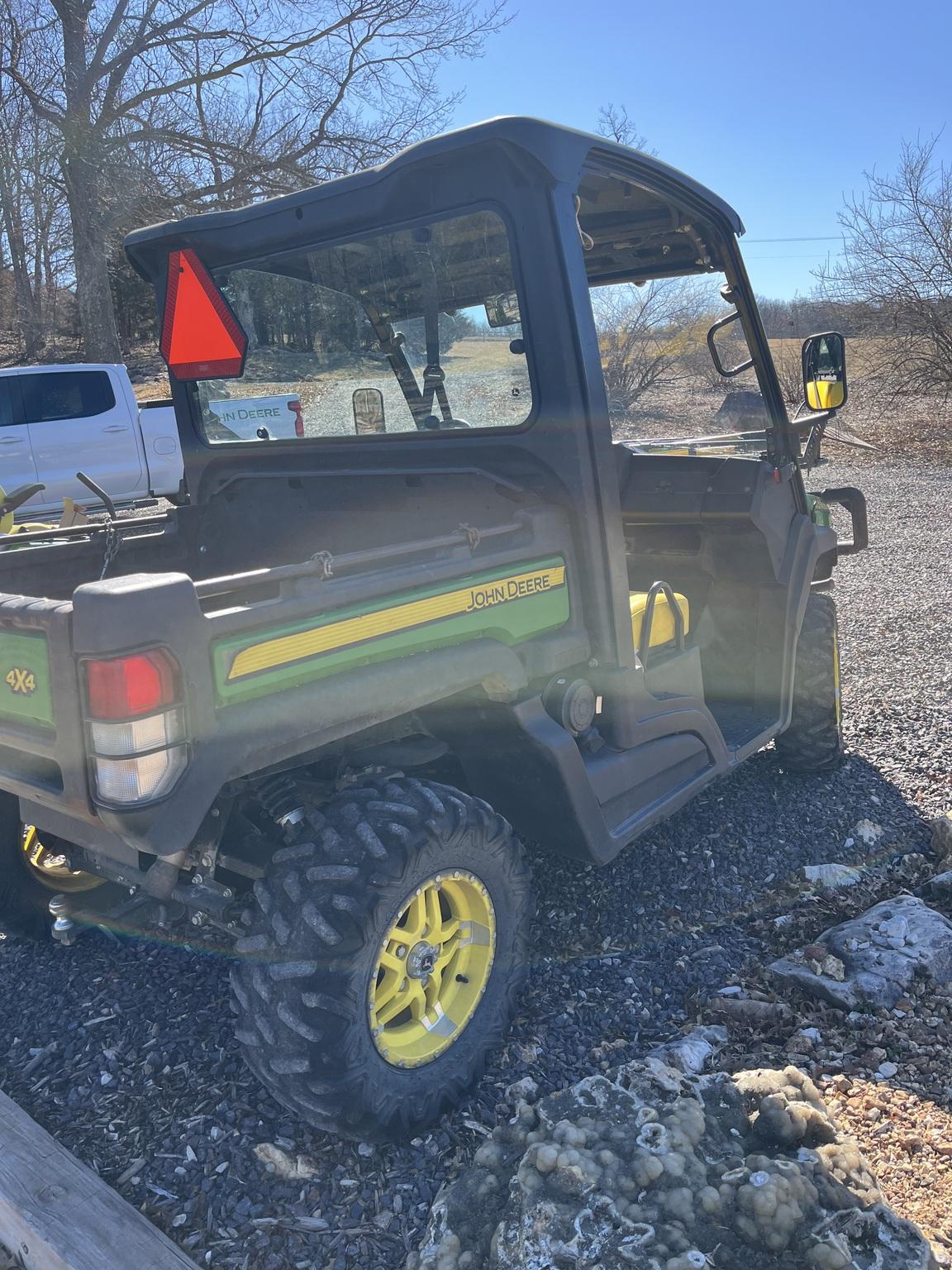 2018 John Deere XUV 835M