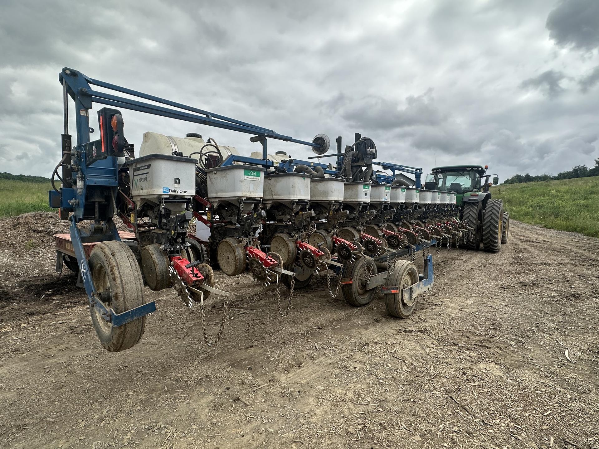 2011 Kinze 3600 Image