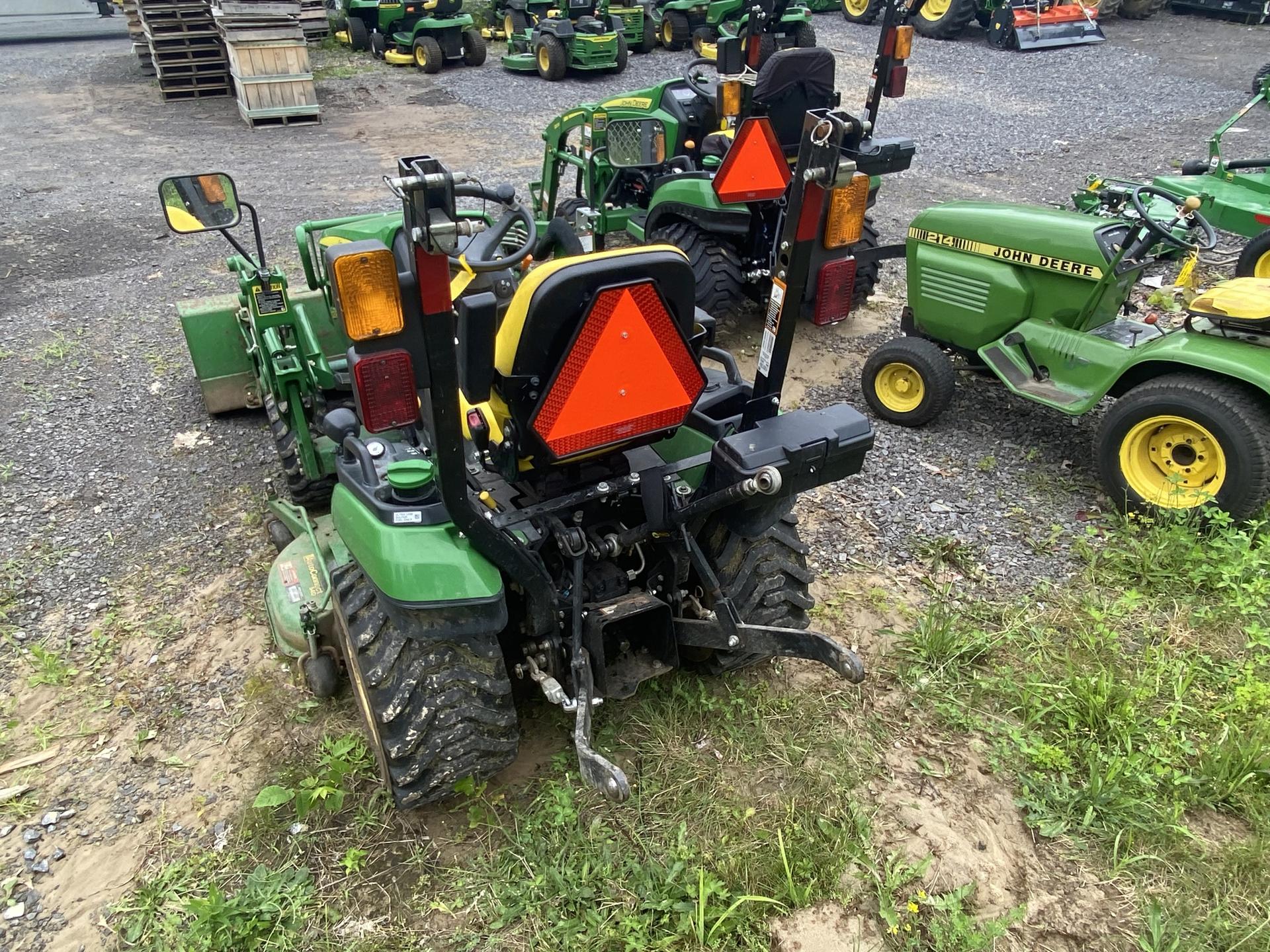 2019 John Deere 1025R